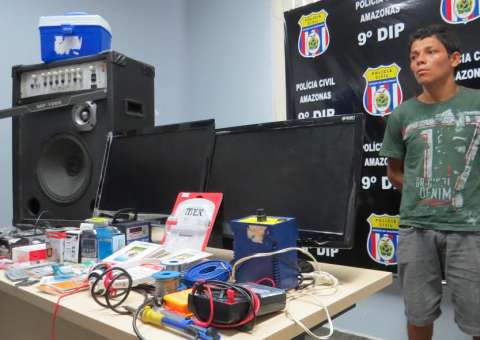 Ladrão passa o queixo na Polícia: "Tô desempregado e minha mulher tá esperando bebê".  Não colou