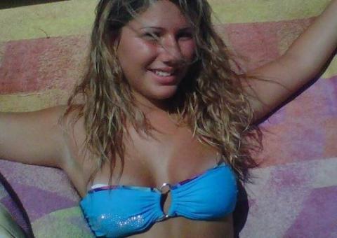 Ao tentar tirar selfie, adolescente cai de penhasco e morre