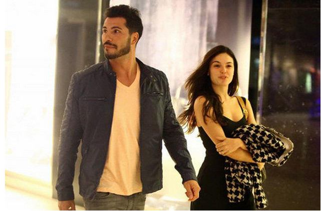 Isis Valverde vai morar com namorado mexicano