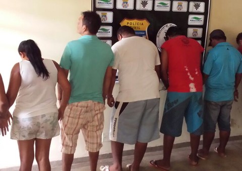 Família que refinava e distribuía droga é presa