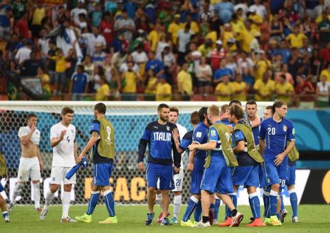 Técnico da Itália diz que torcida em Manaus ajudou derrotar Ingleses