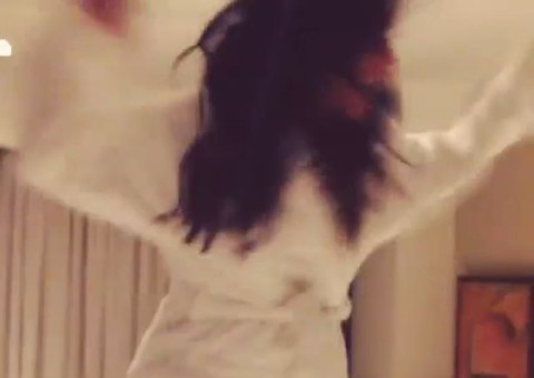  Ivete Sangalo pula e grita muito em vídeo comemorando o Grammy