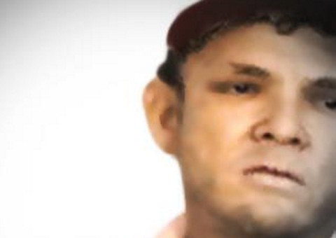 Foragido da justiça negocia família mantida refém com a presença de uma pastor