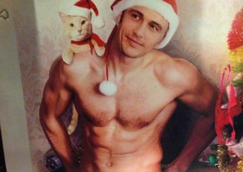 James Franco aparece de 'papai noel sexy'