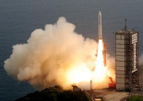 Japão lança foguete Epsilon ao espaço