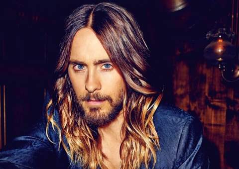 Jared Leto divulga nova foto como Coringa. Veja: