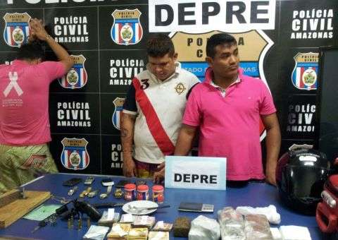 Acusado de tráfico guardava droga na bolsa de seu bebê de um mês