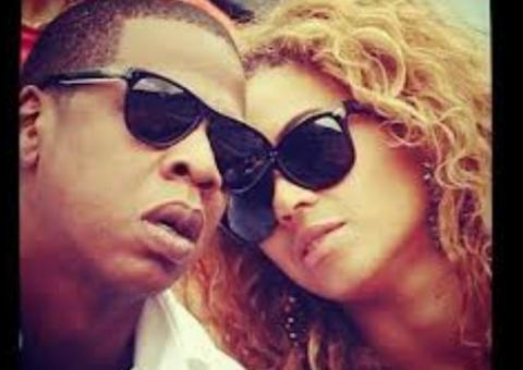 Jay-Z diz que Obama sabia de sua viagem a Cuba, Casa Branca desmente 