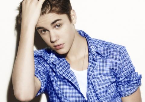 Justin Bieber lança primeiro single do projeto "Music Mondays"
