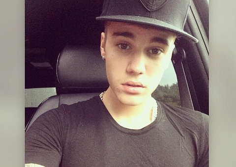 Justin Bieber muda estilo de vida após reatar com Selena Gomez