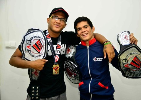 Atletas  do jiu-jítsu amazonense sobem ao pódio