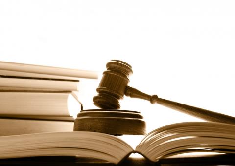 Notícias da Justiça e do Direito nos jornais deste sábado