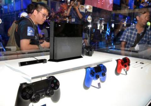 PlayStation 4 e Xbox One duelam na Tokyo Game Show 2013