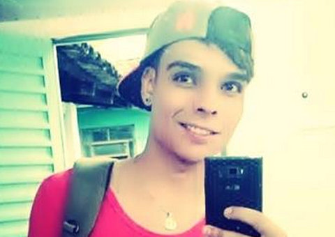 Corpo encontrado com bilhete na boca 