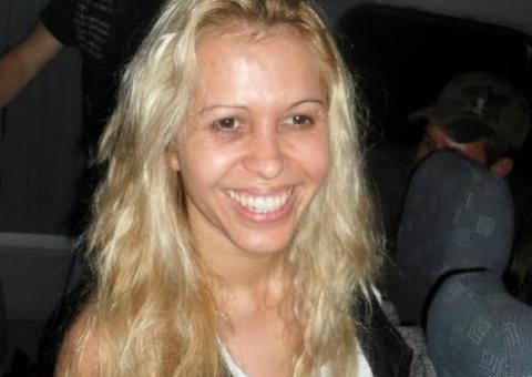 Foto de Joelma sem maquiagem bomba na internet