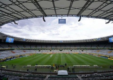 Embalado, Brasil encara um Uruguai disposto a estragar a festa