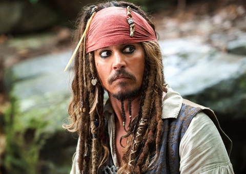 Petição pedindo recontratação de Johnny Depp chega à 250 mil assinados
