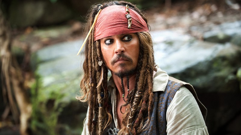 Petição pedindo recontratação de Johnny Depp chega à 250 mil assinados