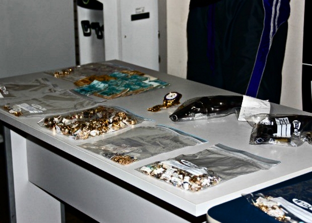 Quadrilha especializada em roubo é presa com Rolex avaliado em R$ 150 mil