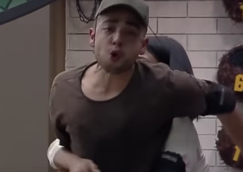 Irado, Lucas atira vaso no chão: 'pra não dar uma bicuda nela'