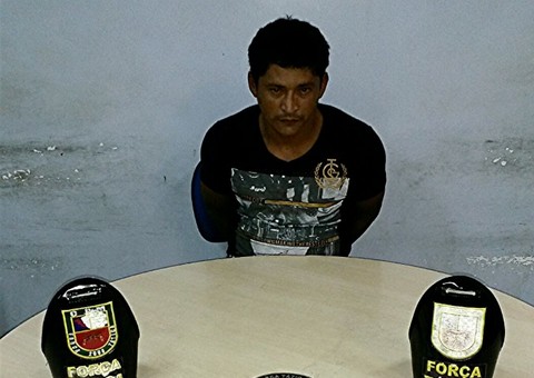 Suposto traficante do Alvorada é preso com duas pedras de cocaína