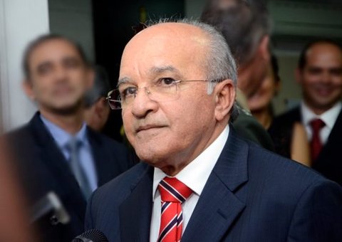 Governador cancela agenda e decreta luto de três dias