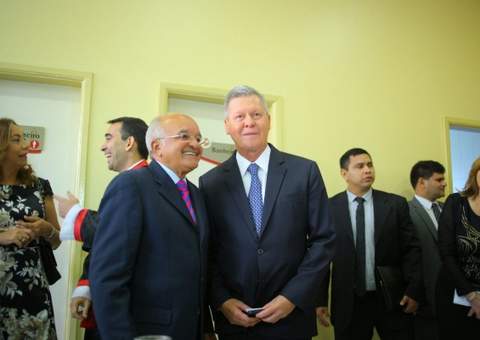 "Minha relação com Artur é a melhor possível", afirma José Melo