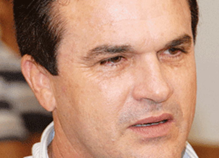 Prefeito de Barcelos terá que devolver  R$ 1 milhão aos cofres públicos 