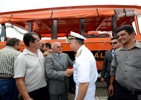 Municípios do interior recebem lanchas para o serviço de assistência social