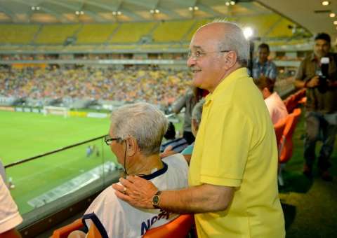 Governador diz que estudo vai apontar destinação da Arena da Amazônia para o pós-Copa