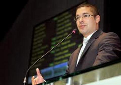 Josué entra na luta para viabilizar  porto de Itacoatiara