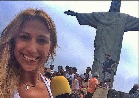 "Neymar é gostosinho e está com a bola toda", diz repórter.