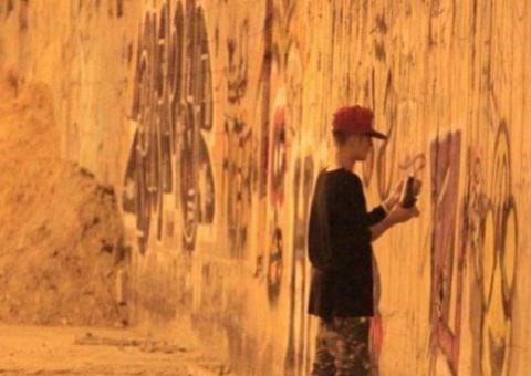 Justin Bieber está sendo procurado pela polícia brasileira