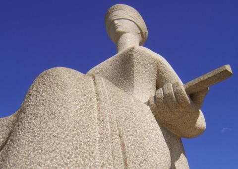 Notícias da Justiça e do Direito nos jornais desta quarta-feira