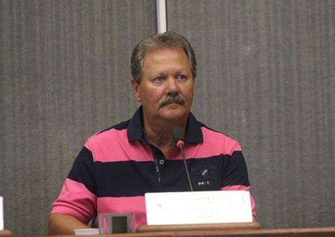 Para vereador "negros já saem com loiras e comem em restaurantes. Estão quase brancos"