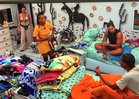 BBB21: Karol Conká desconfia de corte de Leifert e muda tática com Lucas