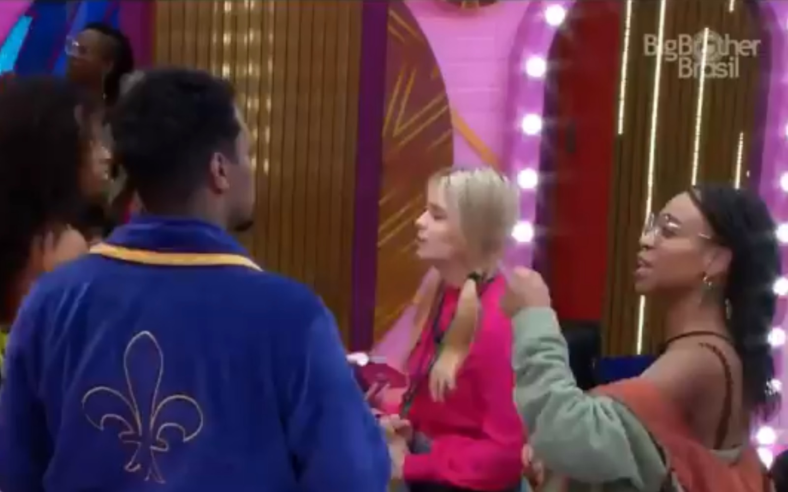 BBB21: Karol Conká diz que mulheres como Juliette podem fingir assédio 