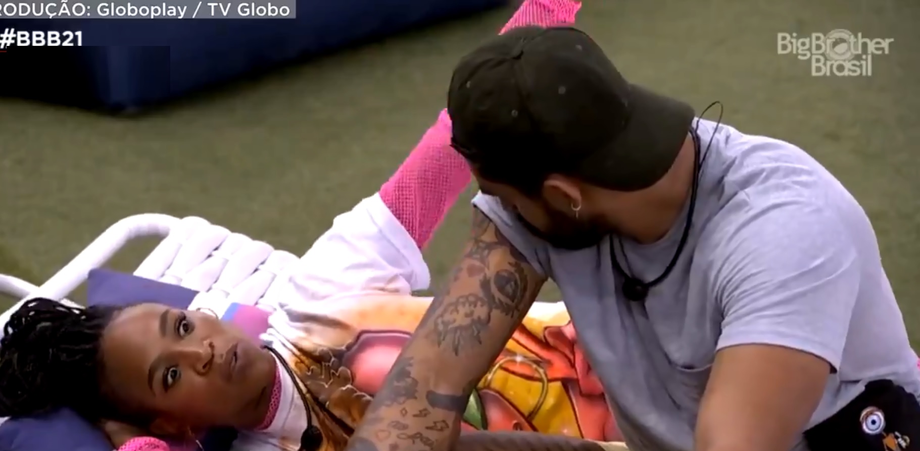 Arcrebiano e Karol discutem por causa de Juliette: 'tá apontando o dedo?'