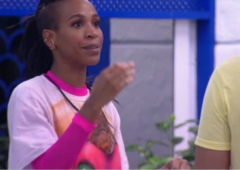 BBB21: Karol e Gil discutem e brother diz que cantora tem ‘rei na barriga’