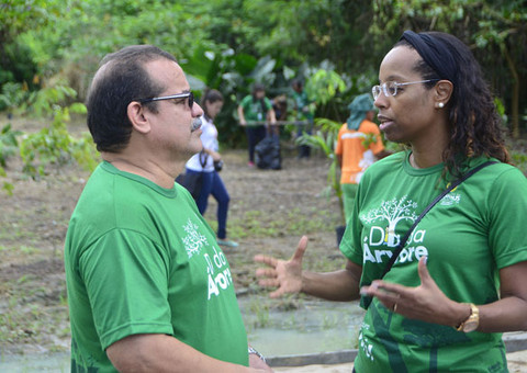 Kátia Schweickardt assume Semed e promete mais cidadania nas escolas