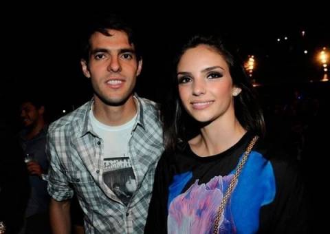 Assessoria nega fim de casamento de Kaká e Carol Celico