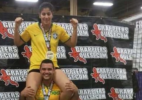 Atleta apoiada pela prefeitura vence campeonato de MMA em Las Vegas