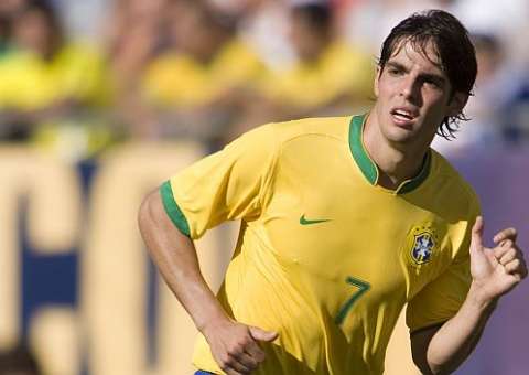 COPA NO BRASIL: Kaká diz que não se incomoda com a reserva