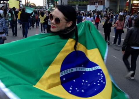  Cantora britânica Kate Nash protesta em São Paulo