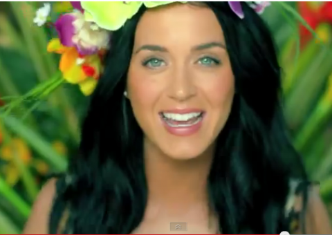Veja o clipe de "Roar", de Katy Perry