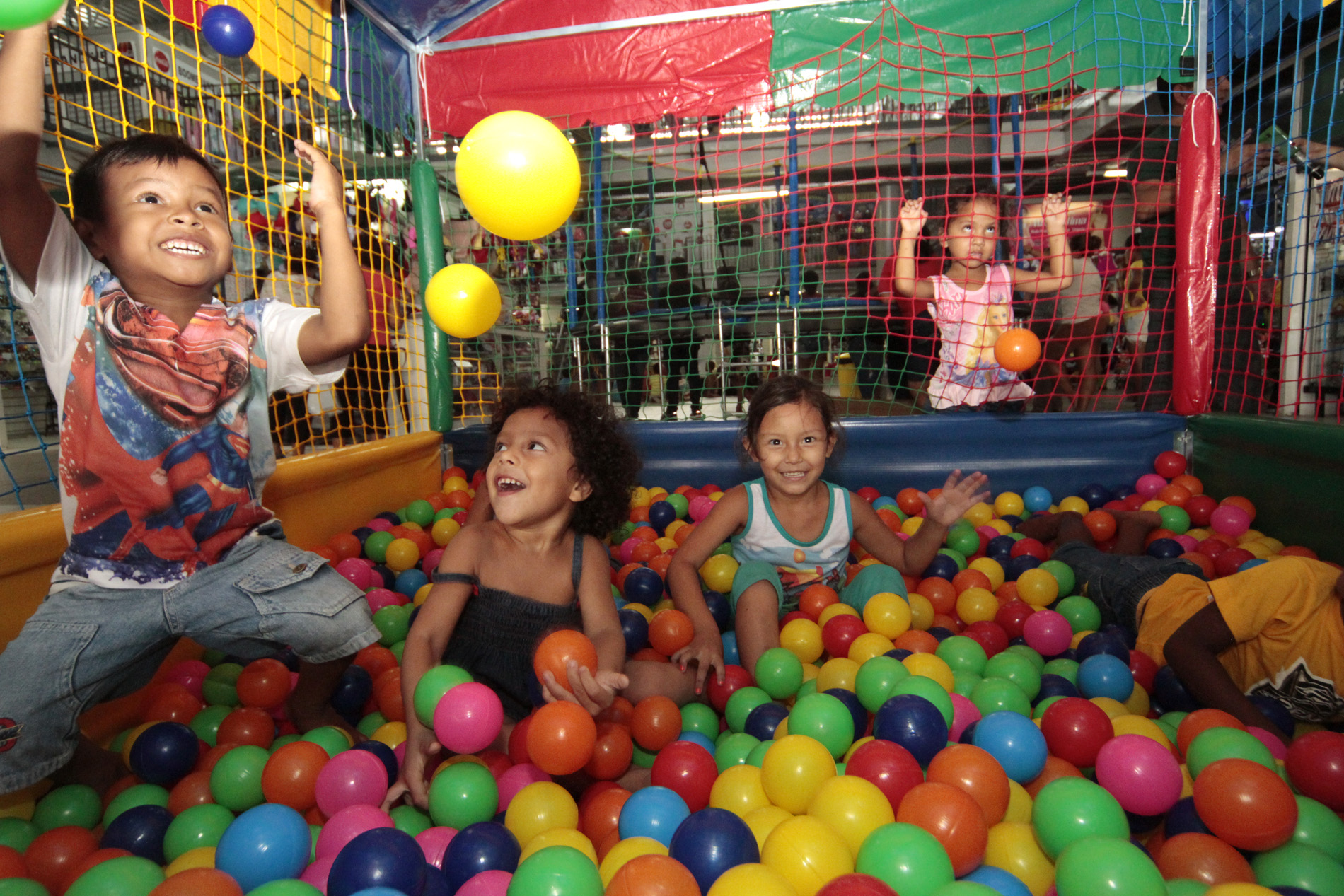 Galeria Espírito Santo faz homenagem às crianças