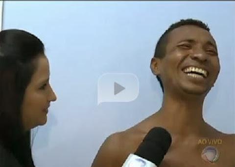 Risadinha goza de Fabíola Gadelha no TOP FIVE do CQC