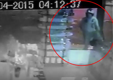 Homem invade farmácia durante a madrugada para furtar camisinha