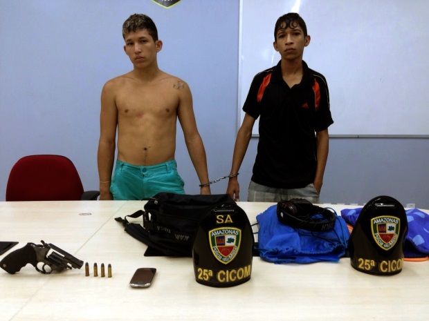 Dupla é presa por tentativa de homicídio e roubo no Bairro Zumbi