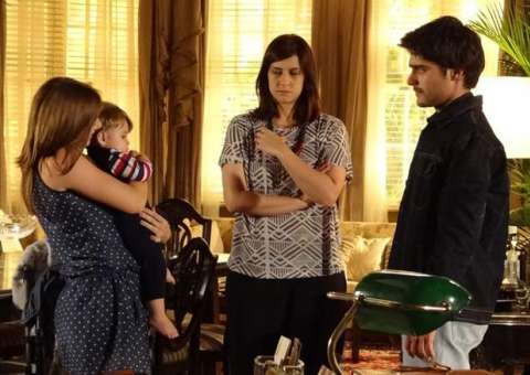 EM FAMÍLIA: Laerte descobre que engravidou Shirley